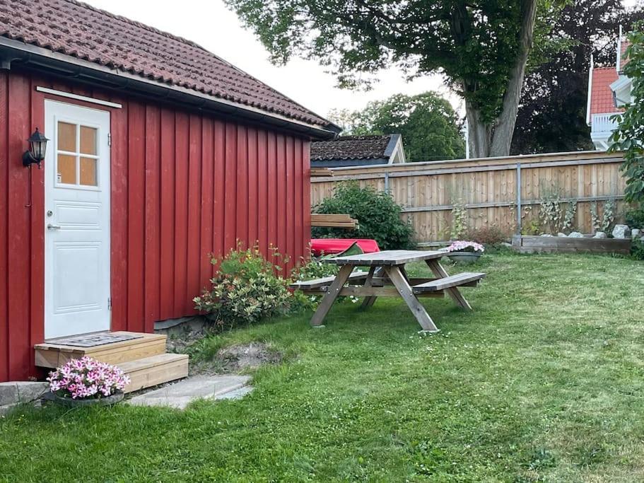 Apartament With Access To Garden, Central, Quiet And With Free Parking 腓特烈斯塔 外观 照片