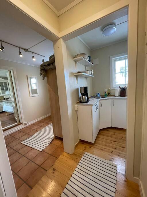 Apartament With Access To Garden, Central, Quiet And With Free Parking 腓特烈斯塔 外观 照片
